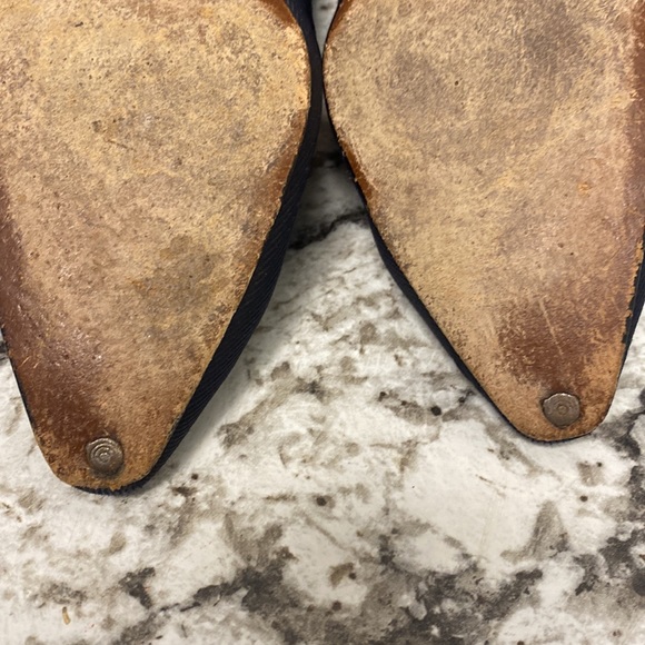 Stuart Weitzman Vintage Pumps - Picture 9 of 11
